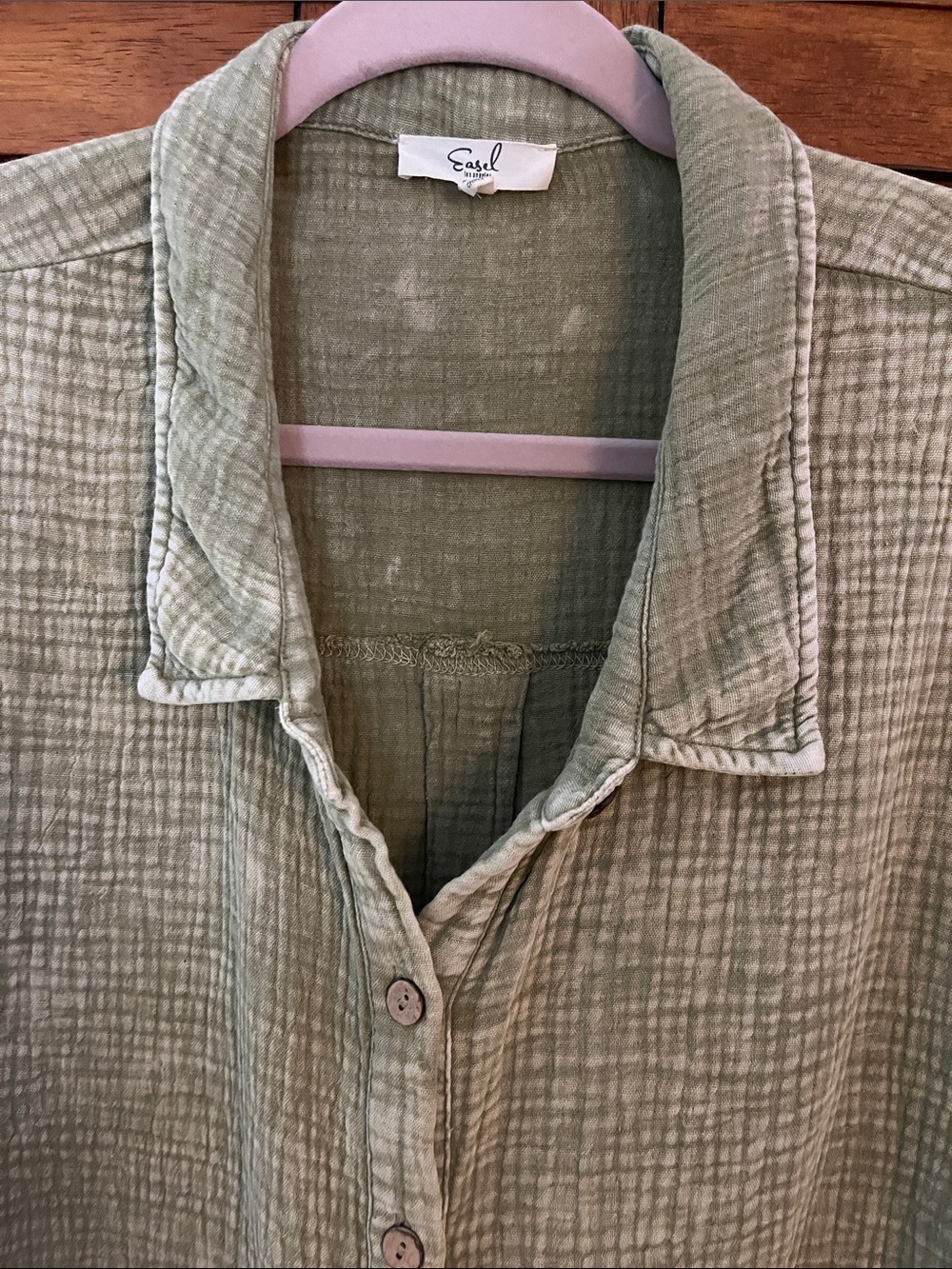 Easel Oversized Acid Washed Sage Green Gauze Button-Up Shirt w/Ruched Sleeves - Picture 3 of 10